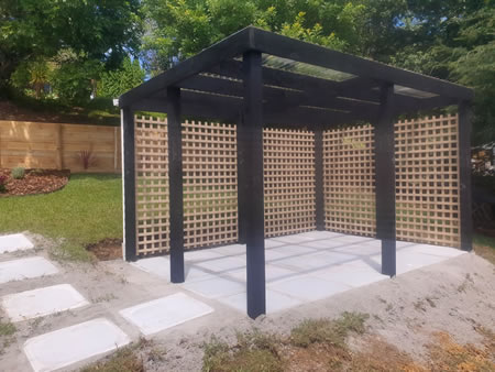 pergola builder